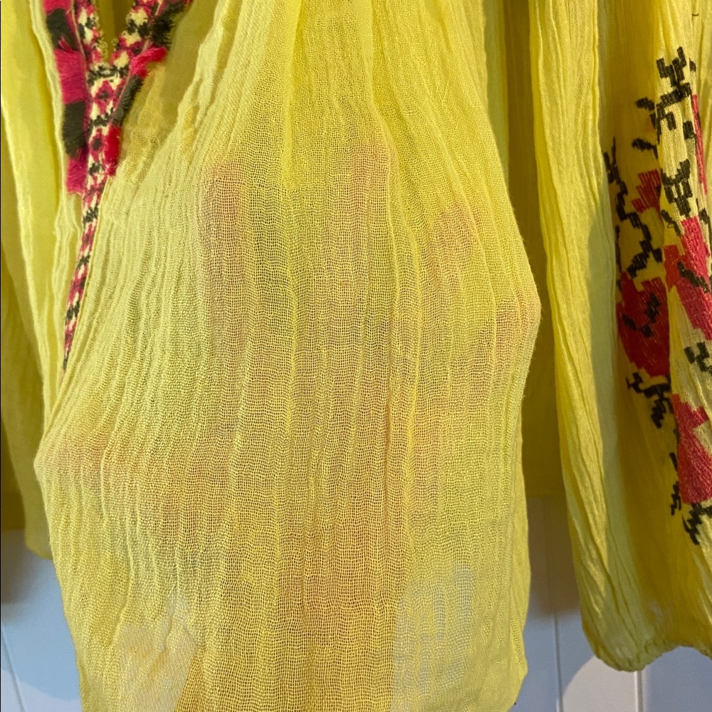 ❤️ HOST PICK ❤️ FREE PEOPLE embroidered cotton gauze peasant top with tassels M - Picture 9 of 14